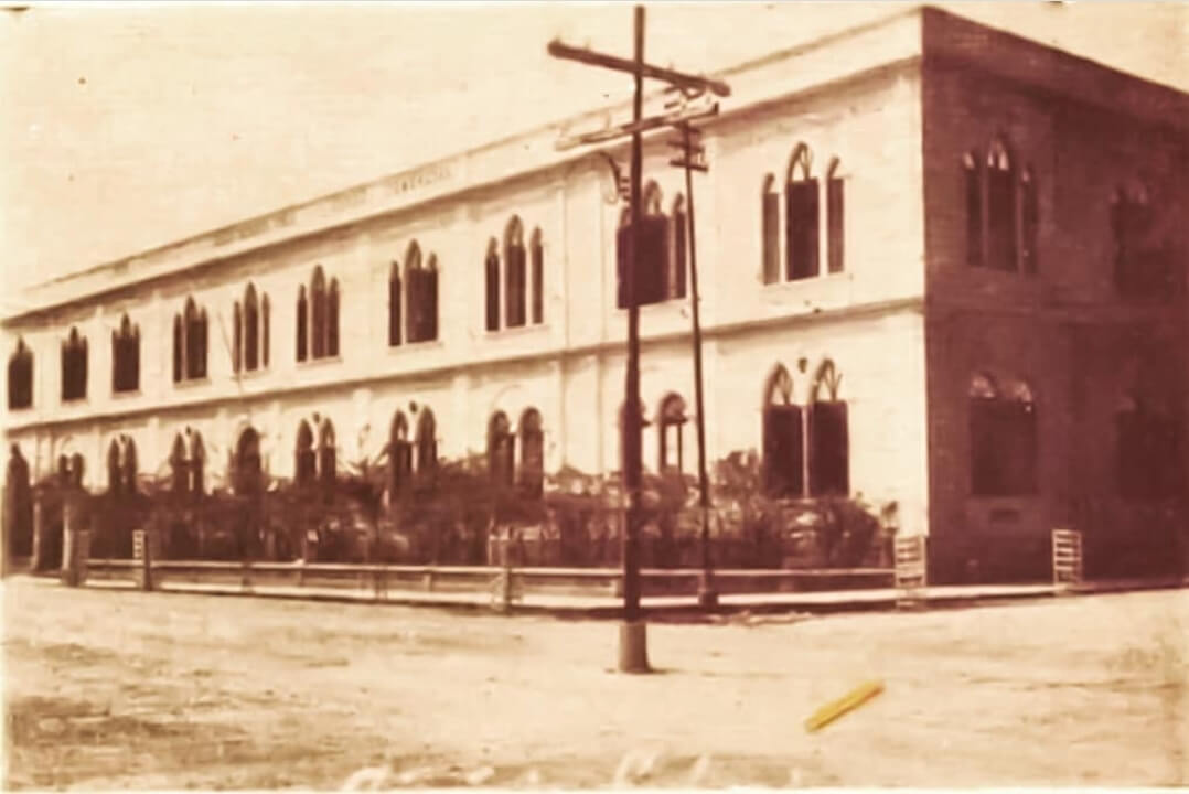 Antigo prédio do Santa Teresa